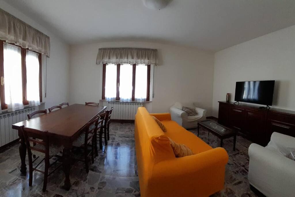Apartamento La Casina Di Guido Chianni Exterior foto